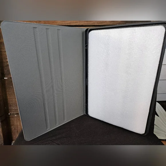 Swiftie Fan Tablet Case - Picture 5 of 12